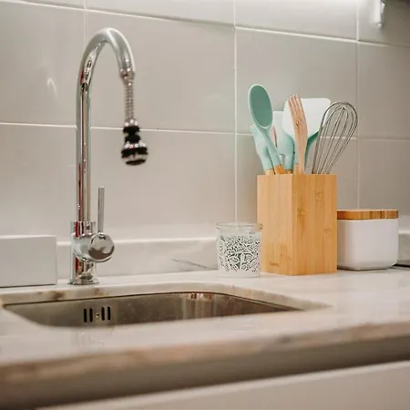 Апартаменты Nature Cosy Private House,w/ac Downtown Near Metro Порту